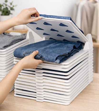 Planche de rangement pour vêtements